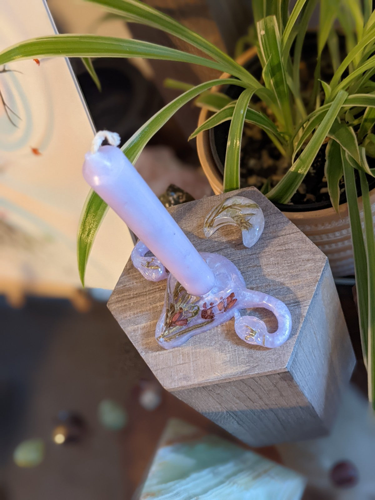 Candleholder with matching crescent moon