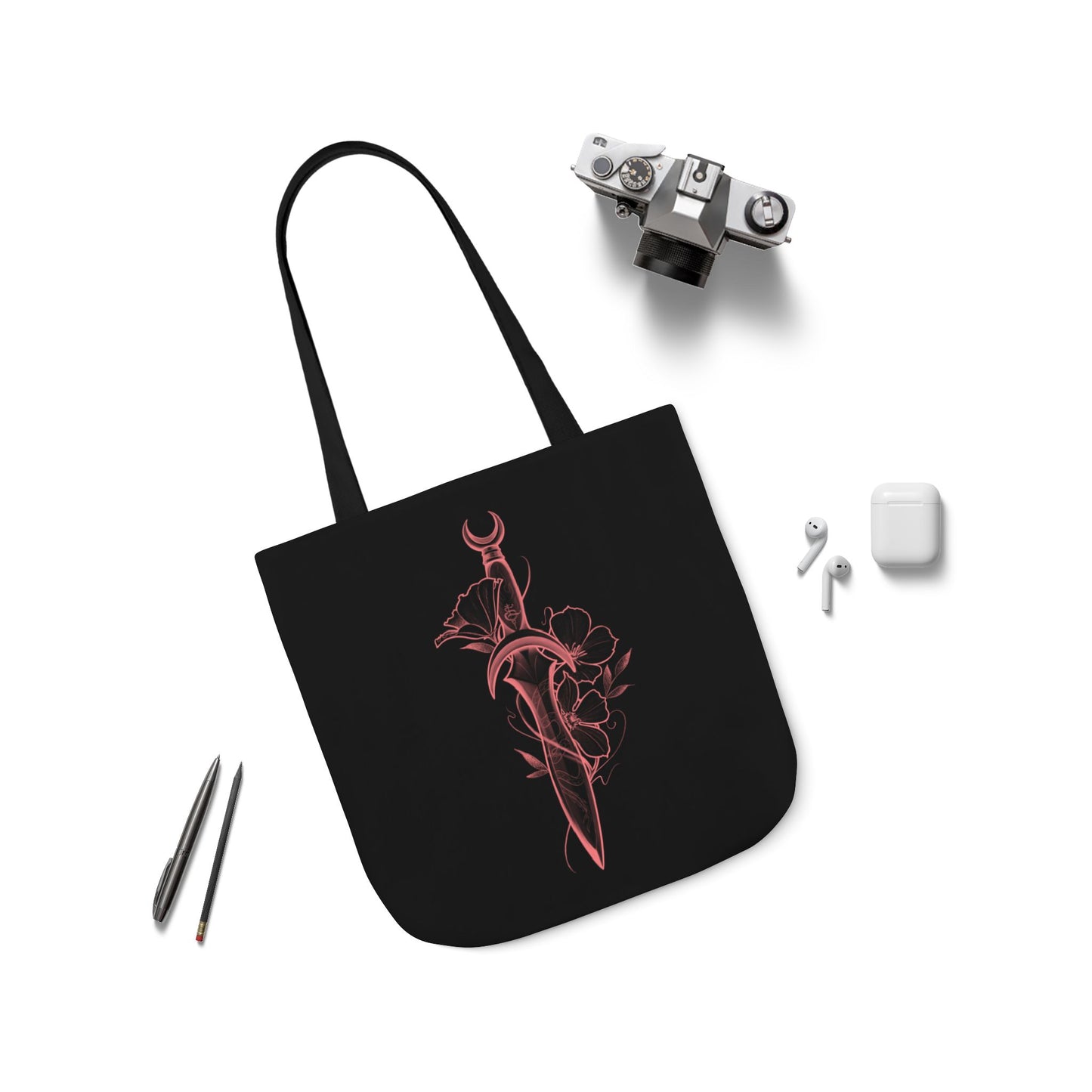 Sera’s dagger tote bag