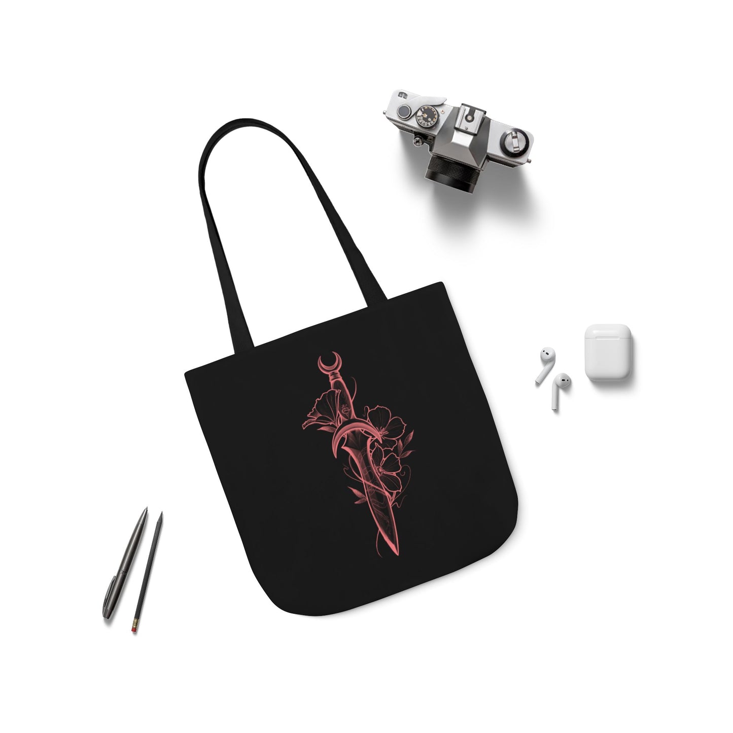 Sera’s dagger tote bag