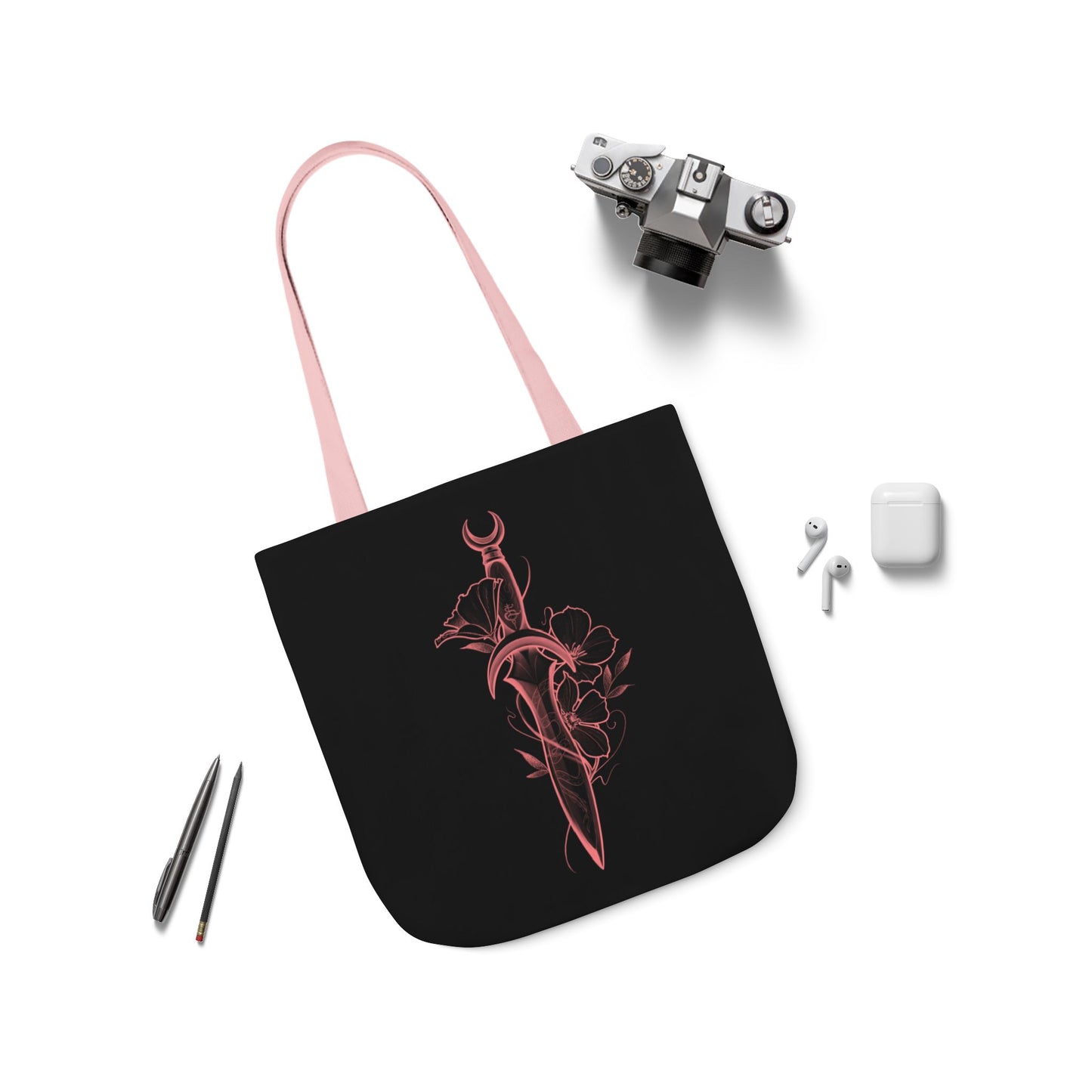 Sera’s dagger tote bag