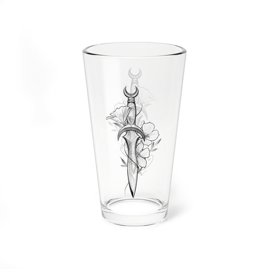 Sera’s Dagger pint glass