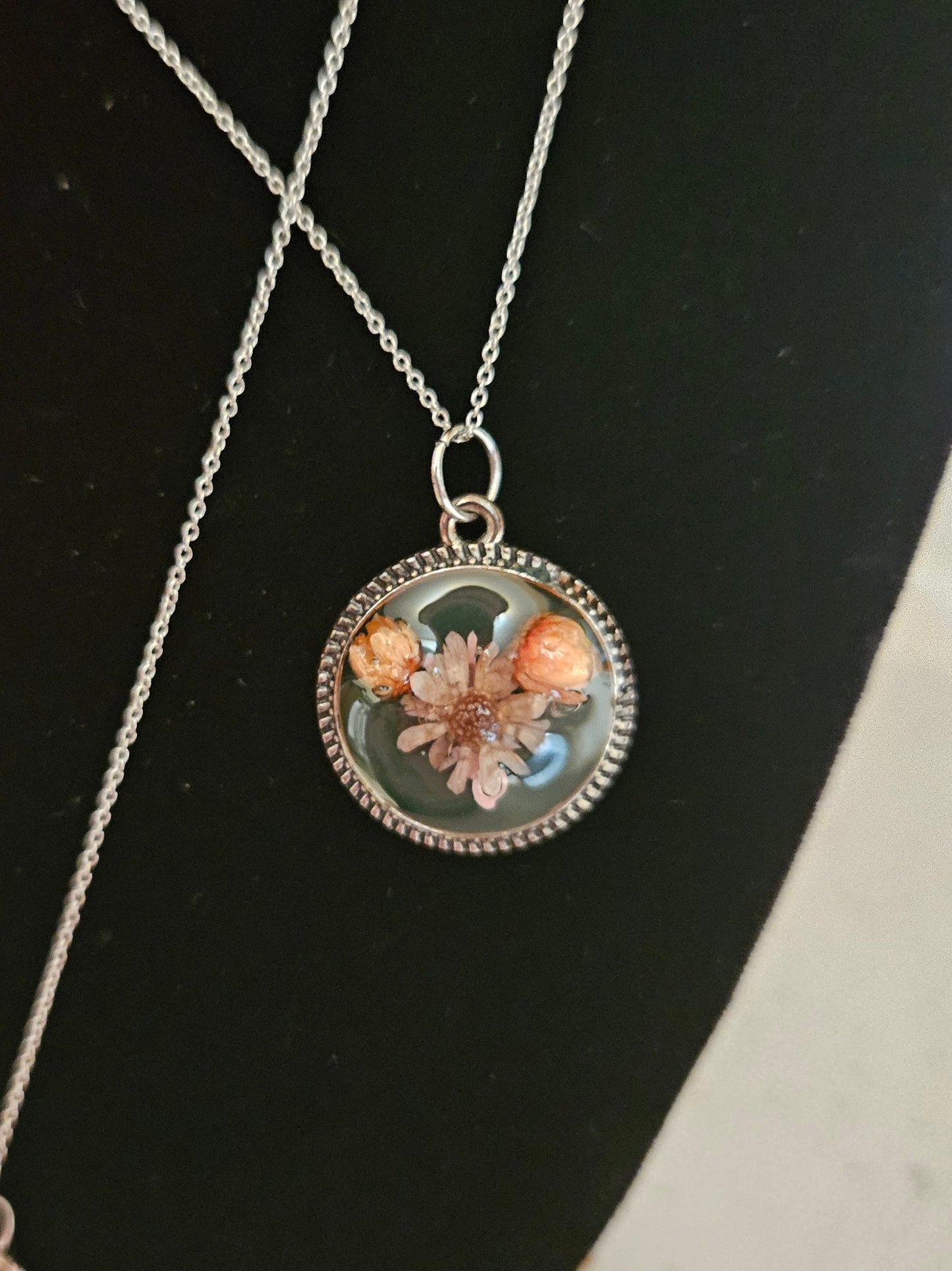 Uterus flower pendant necklace