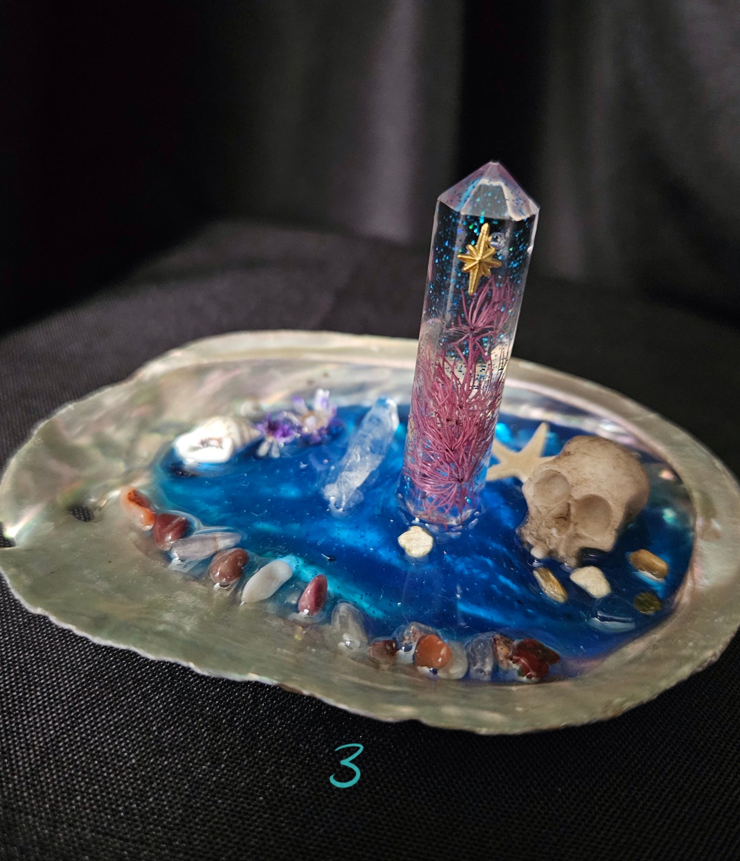 Abalone shell ring holders