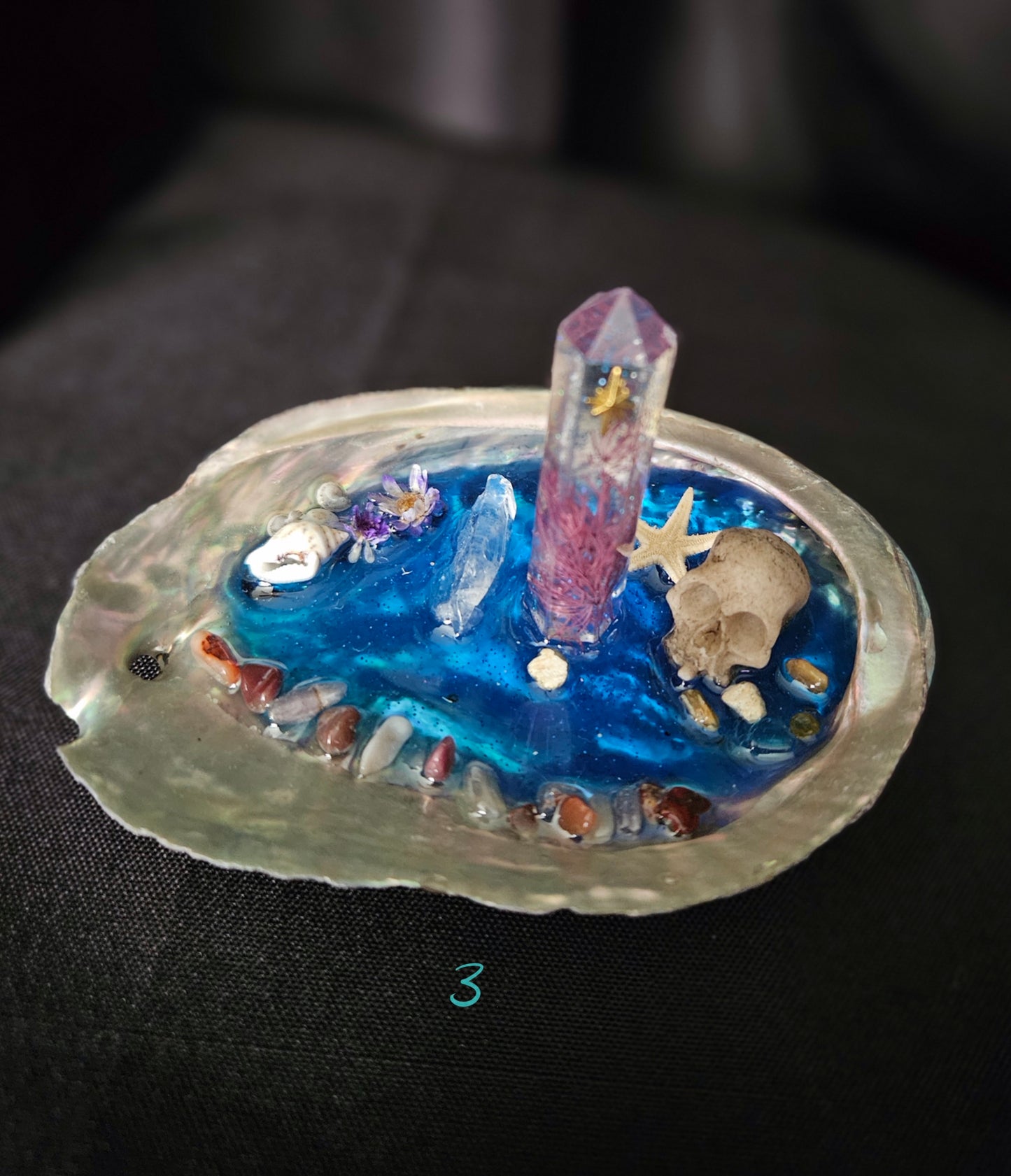 Abalone shell ring holders