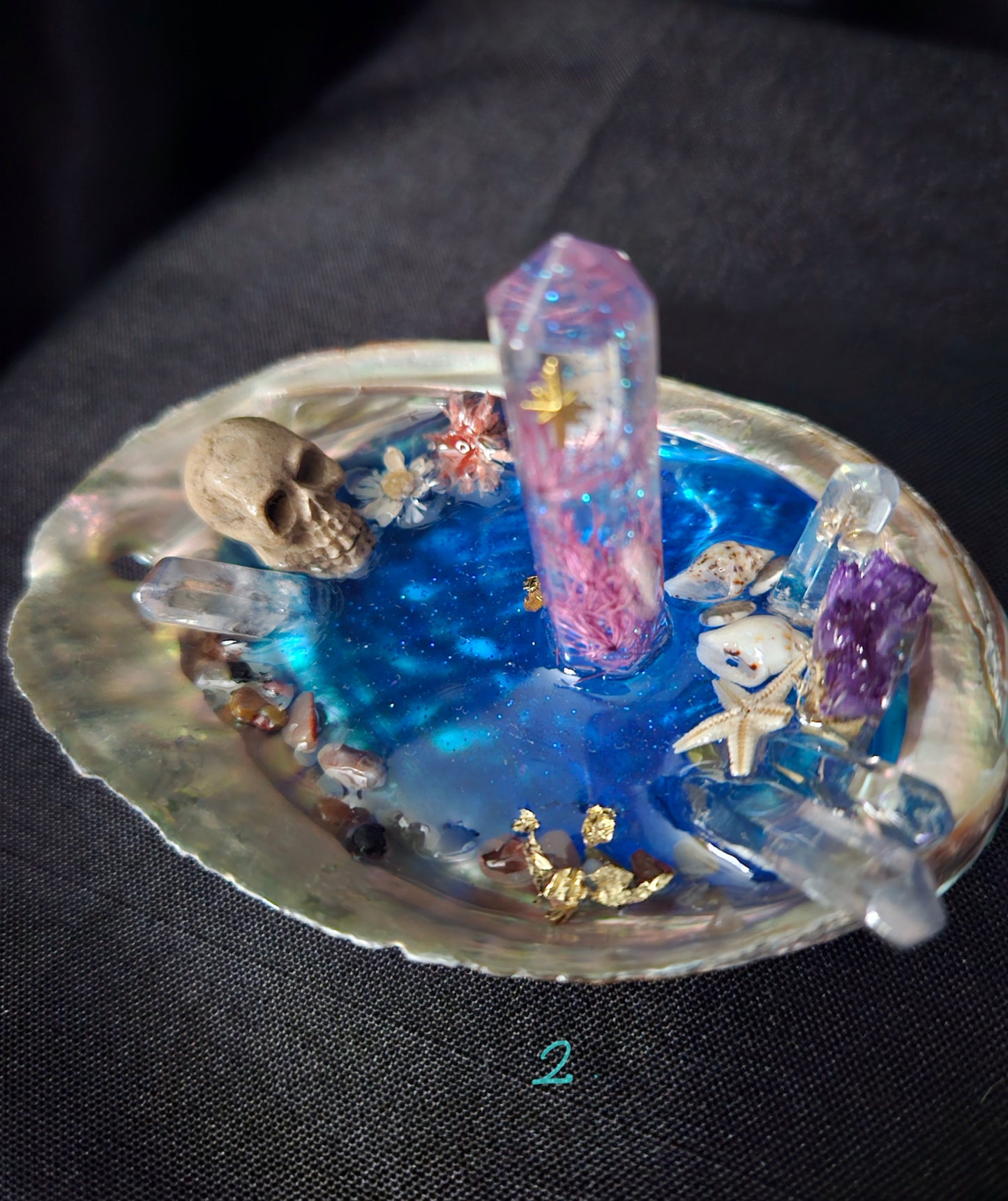 Abalone shell ring holders