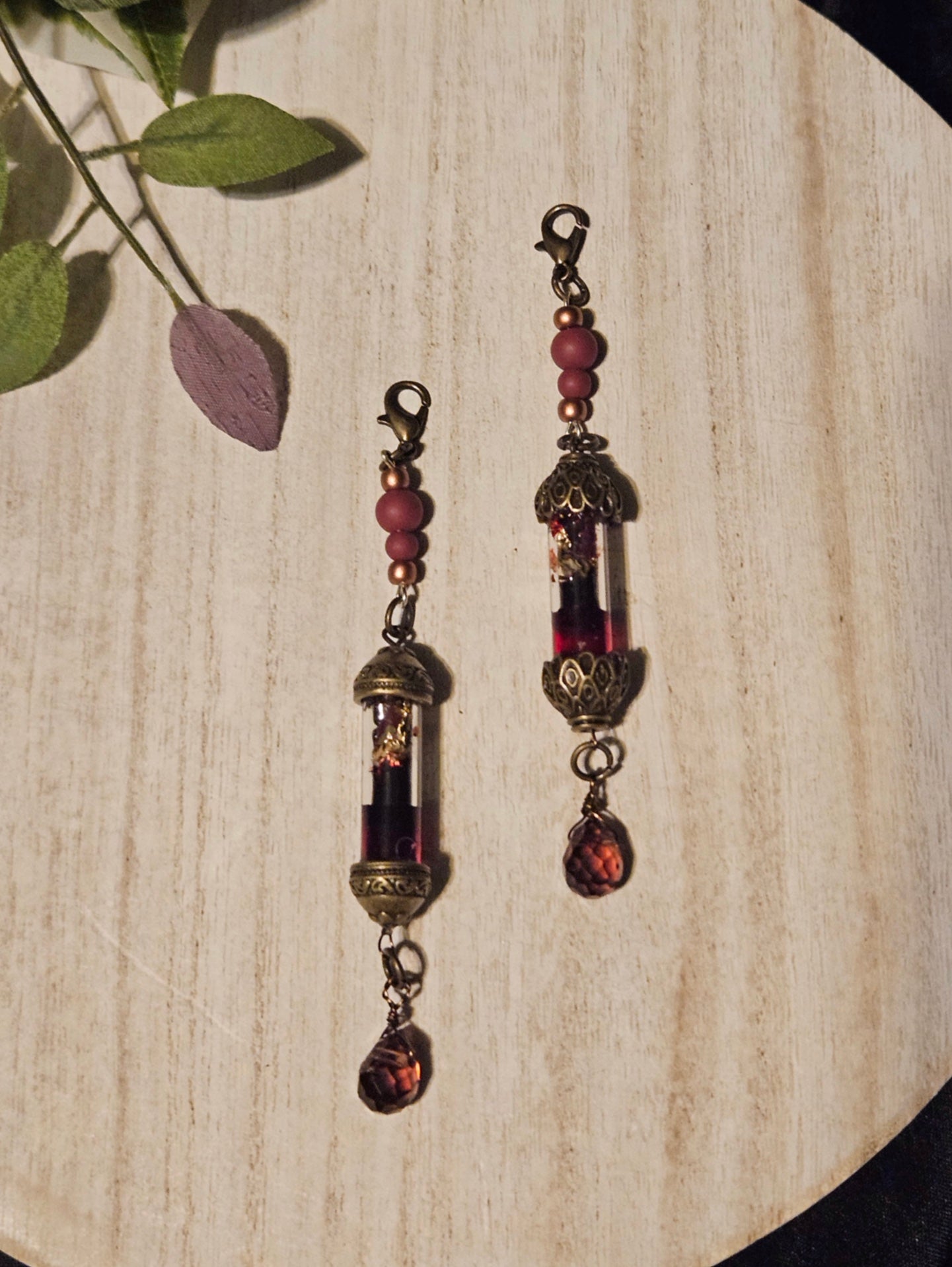 Period pendant